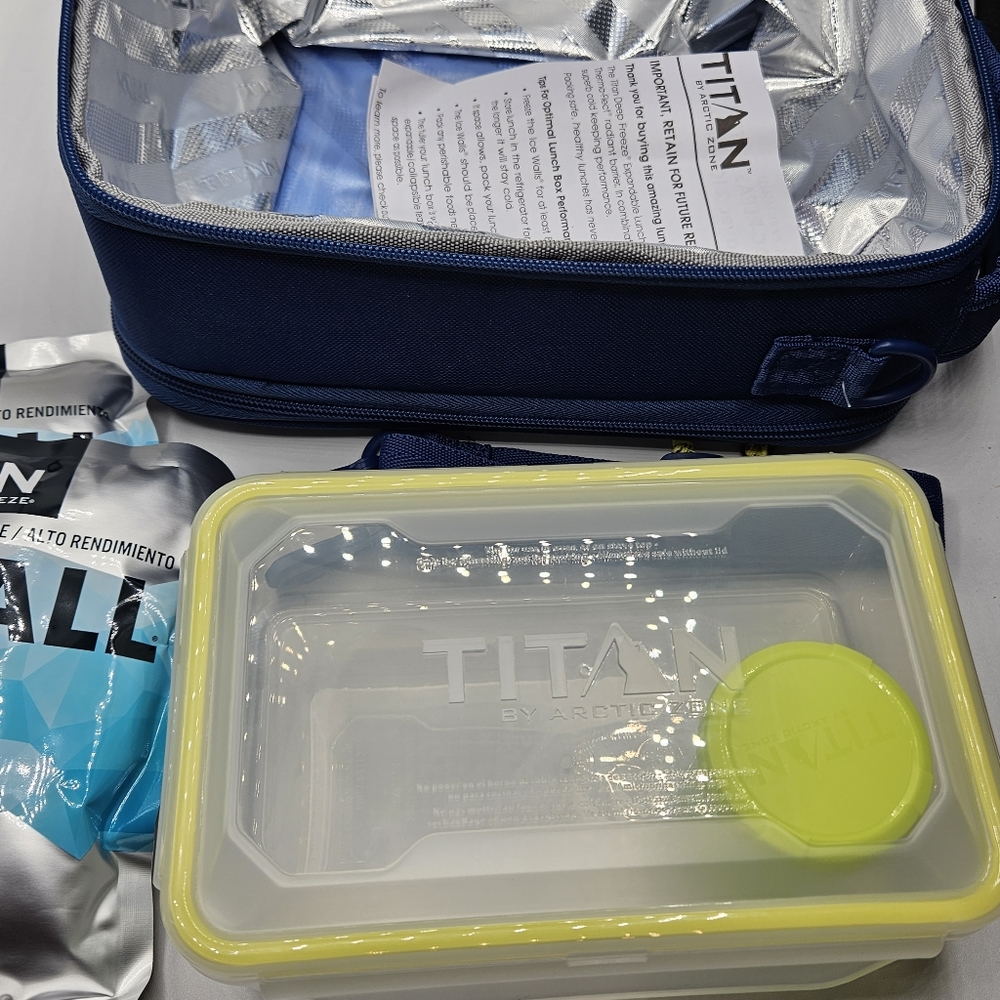 New titan deep freeze expandable lunchbox with container and 2 Ice walls - Picture 6 of 15